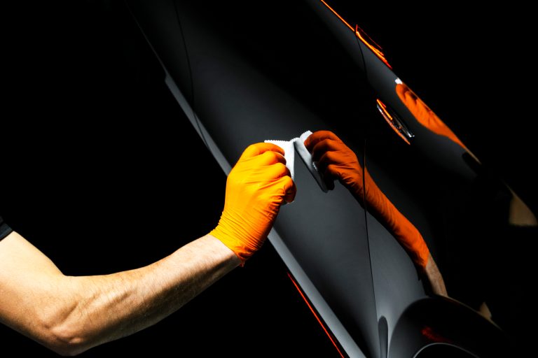 Car,Polish,Wax,Worker,Hands,Polishing,Car.,Buffing,And,Polishing