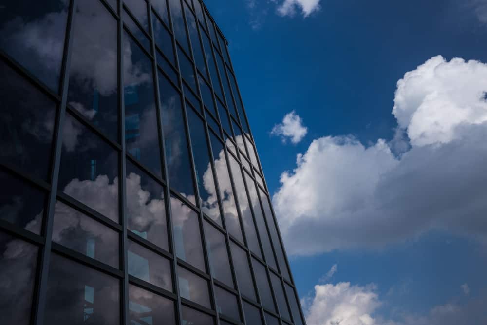 7 Benefits of Commercial Window Tinting